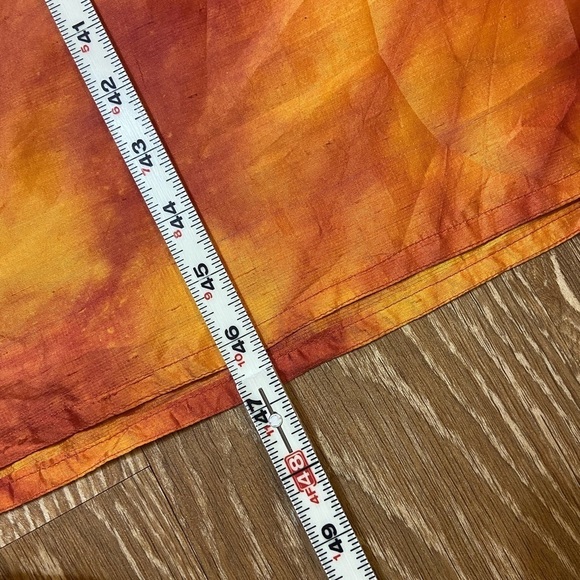 Beautiful Red Orange V-Neck 3/4 Sleeve Embroidered Kurta - Picture 15 of 16